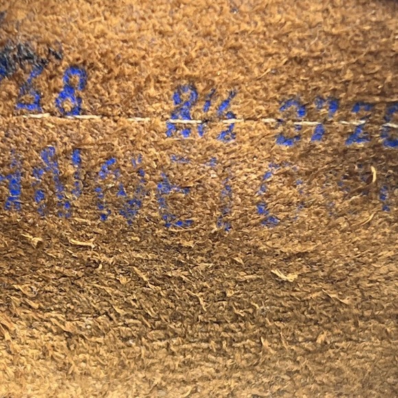 Minnetonka Essential Hardsole Moccasin Brown Leather Men's 8.5 Slip On - Picture 8 of 12